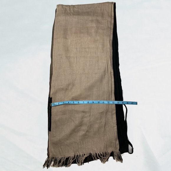BCBGMaxAzria Tan and Black Fringe Blanket Scarf One Size - Picture 11 of 13